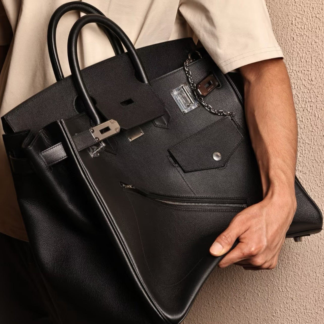 Travel-Ready tote