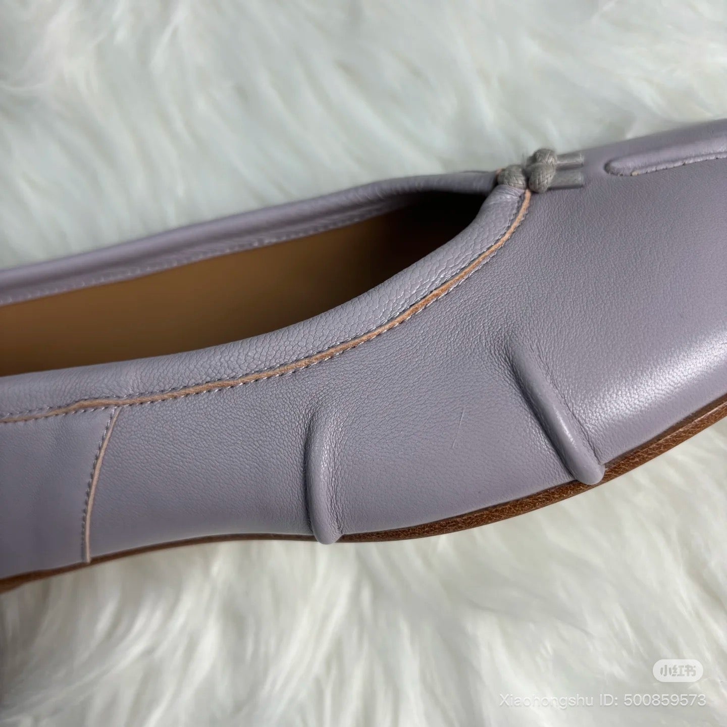 Leather ballerina shoes