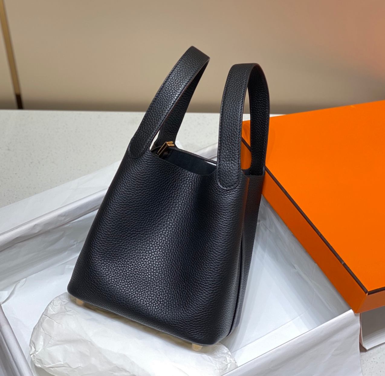 Lock Leather Bucket Bag