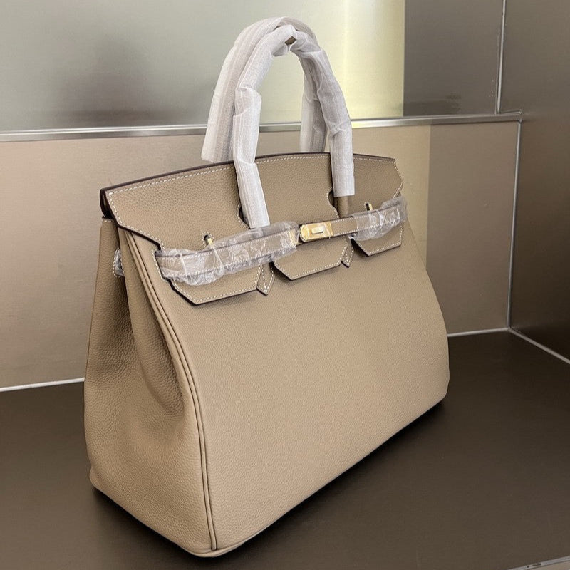 Her leather bag
