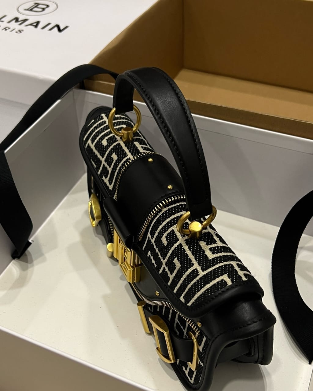B‑Buzz Mini Leather Bag