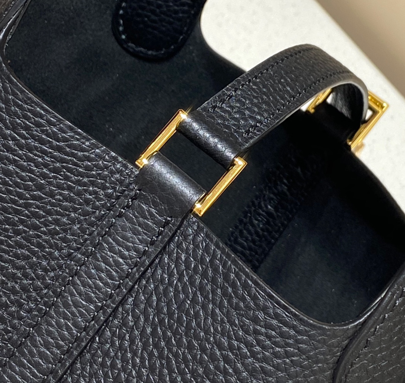 Lock Leather Bucket Bag