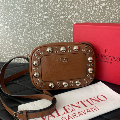 V Alltime Mini Leather Camera Bag